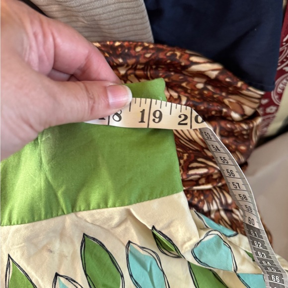 Sangria Green Cream and Blue Retro Print Skater Skirt - Picture 4 of 5